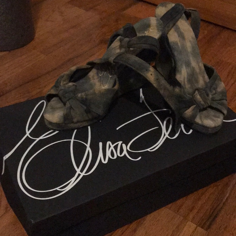 Camo Wedges